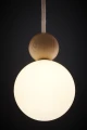 pol_pl_Lampa-wiszaca-biala-kula-drewno-bukowe-41674-RONA-1-jasny-braz-15393_7.webp