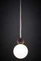 pol_pl_Lampa-wiszaca-biala-kula-drewno-bukowe-41675-RONA-1-ciemny-braz-15394_4.webp